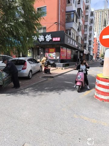 辽宁阜新市海州区附近的饭店餐馆有哪些？