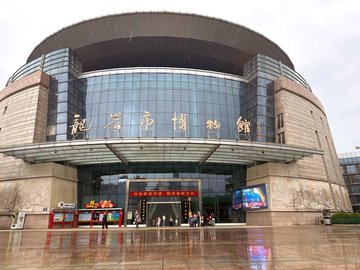 福建龙岩市新罗区附近的旅游景点有哪些？