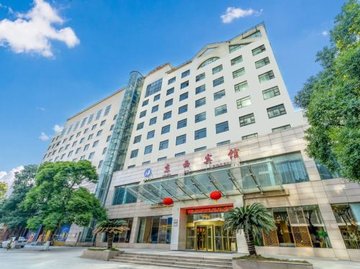 江西南昌市东湖区附近的酒店有哪些？