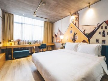 浙江杭州市西湖区附近的酒店有哪些？