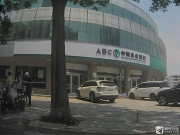 江苏扬州市邗江区附近的银行有哪些？