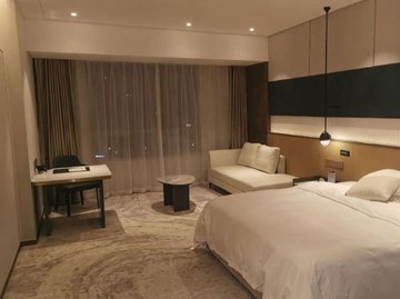 上海黄浦区附近的酒店有哪些？